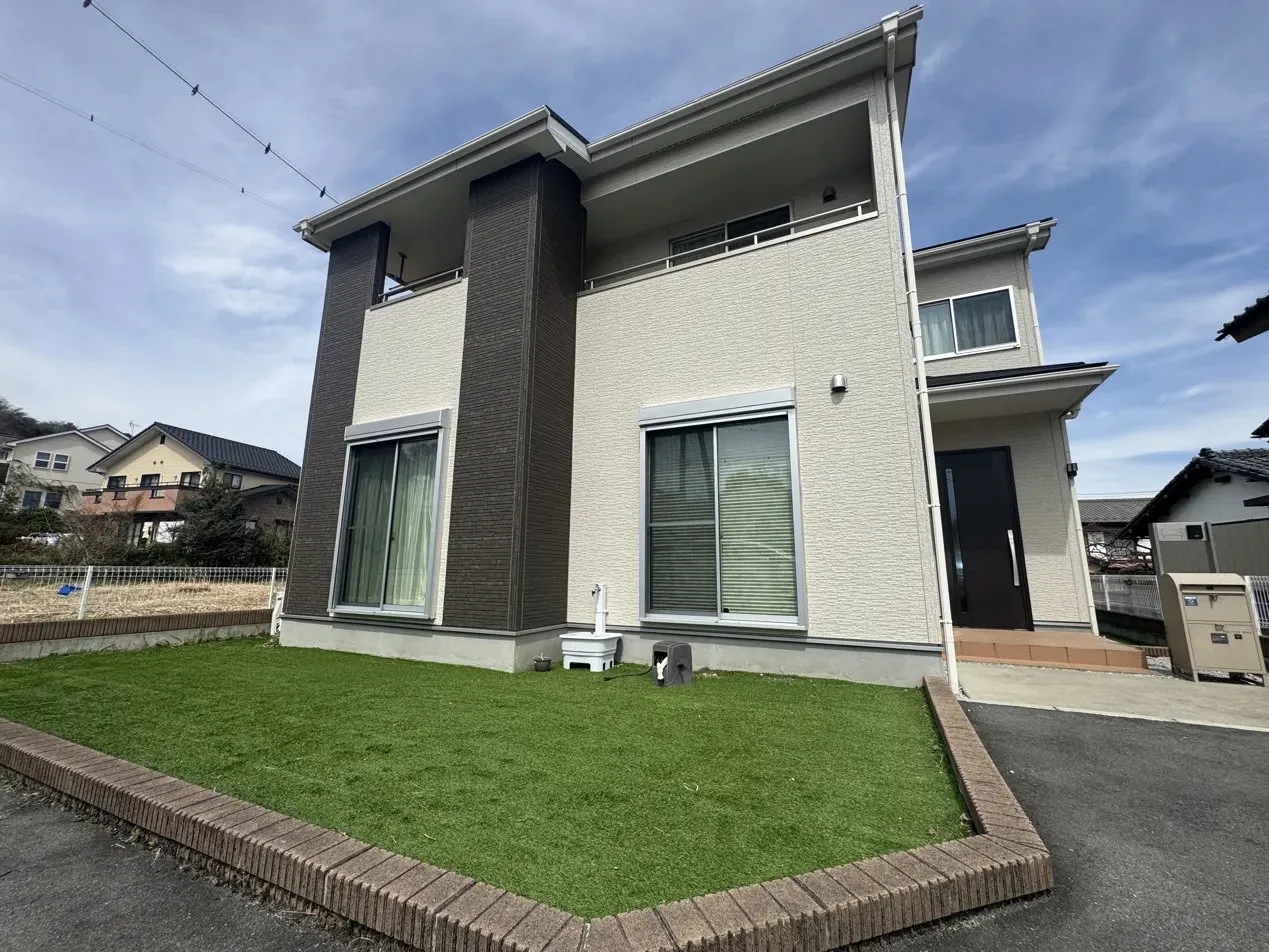 高崎市石原町 築6年・4LDK・敷地113坪の広々一戸建て